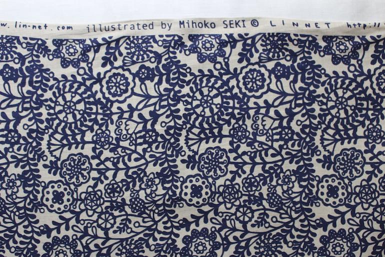 LINNETリネンプリント <br />
        チェコへの憧れ